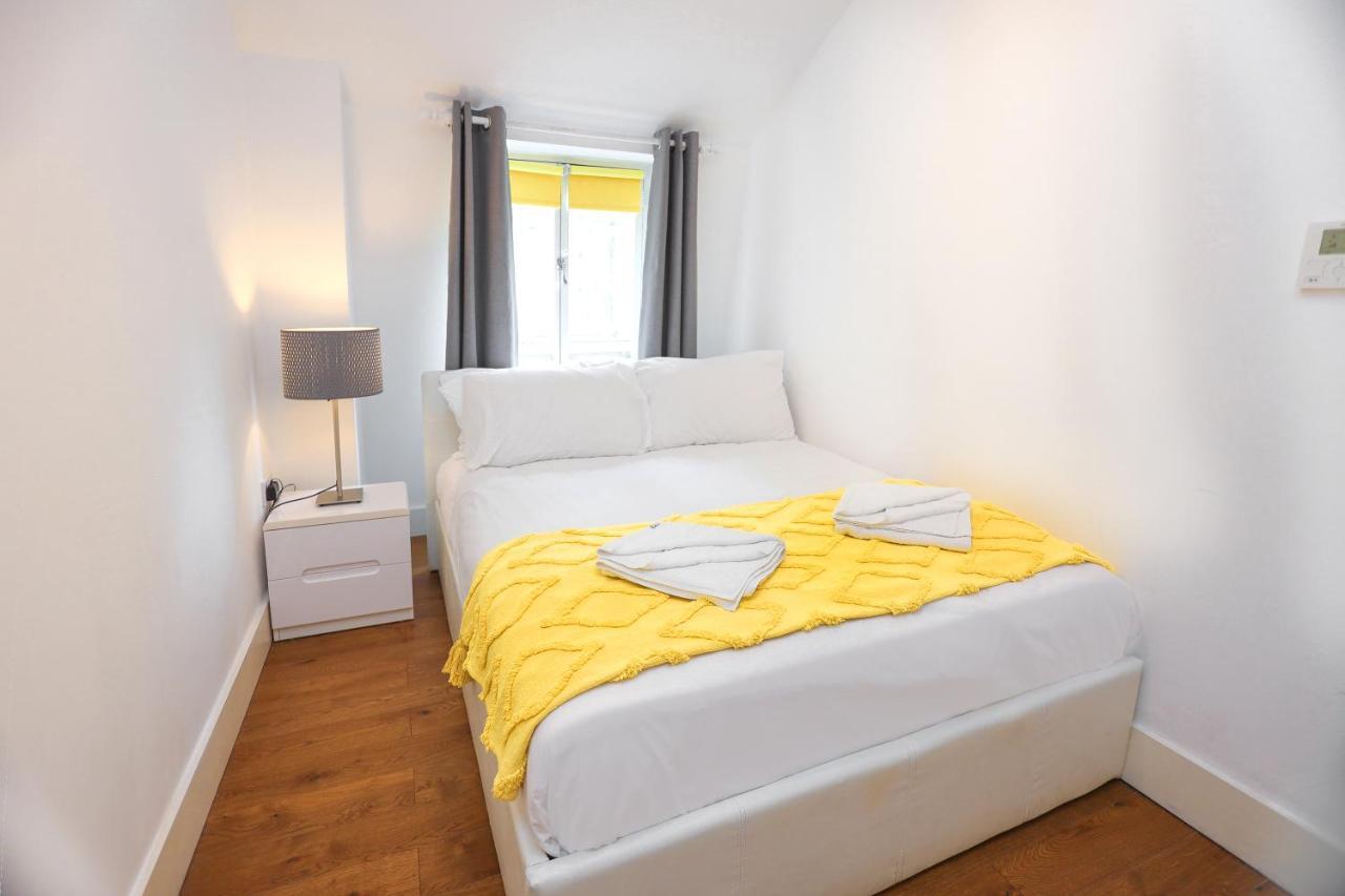 Titiwangsa One Accomodation At Paddington London Bagian luar foto